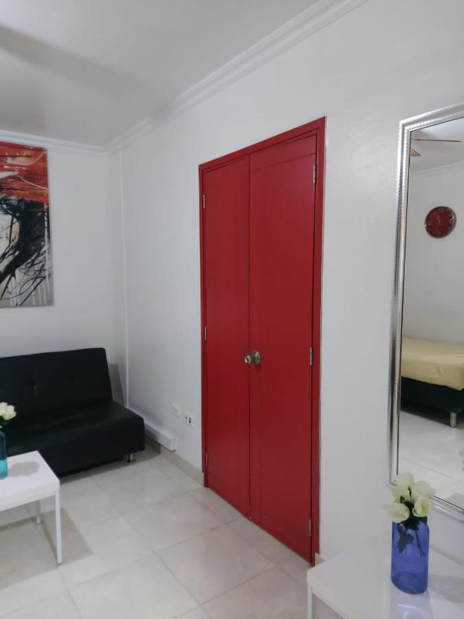 Apartamentos Laureles De La 70 Медельїн Екстер'єр фото