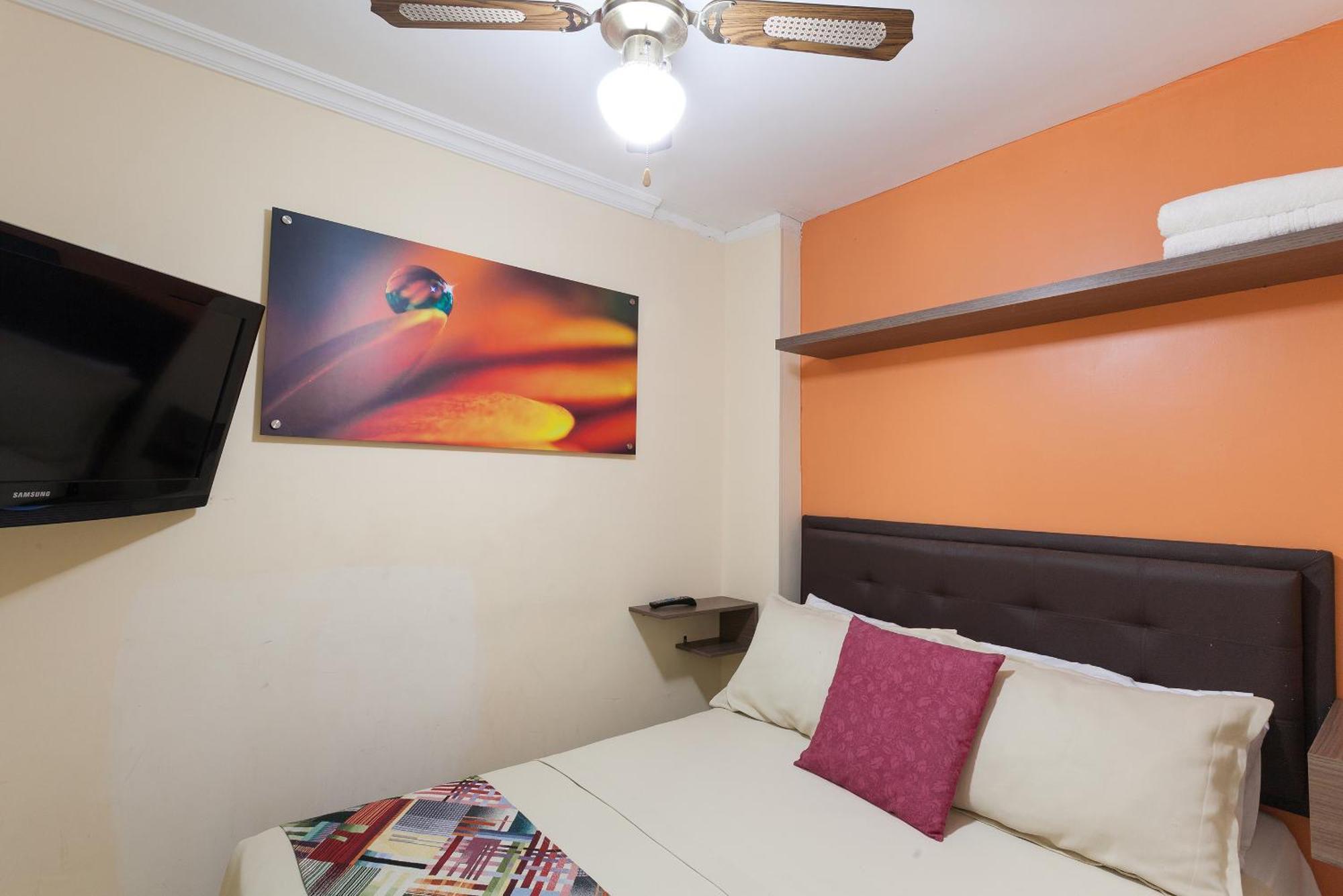 Apartamentos Laureles De La 70 Медельїн Екстер'єр фото