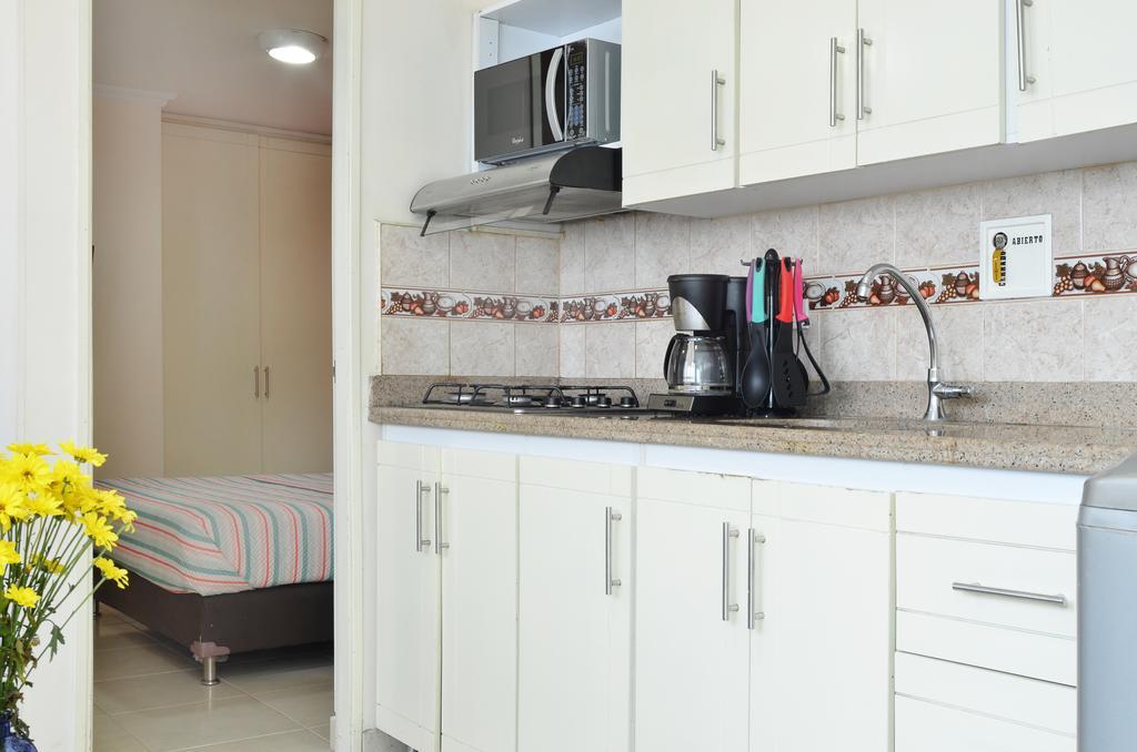 Apartamentos Laureles De La 70 Медельїн Екстер'єр фото